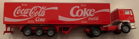 10303-1 € 6,00 coca cola vrachtwagen trink ca 20 cm.jpeg